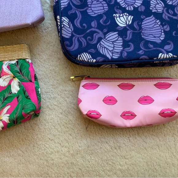 NICE LOT OF EMPTY DESIGNER MAKEUP AND COSMETIC BAGS POUCHES - Picture 7 of 11